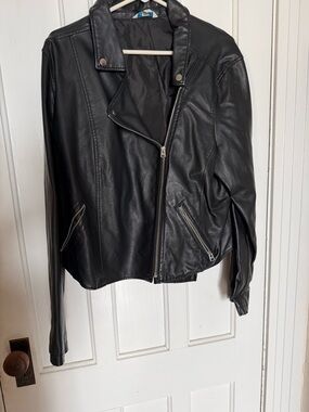 Boutique Faux
Black Leather Jacket plus size 1x